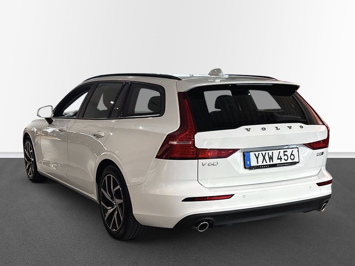 Volvo V60 D3 Momentum 2019, bild 2/10