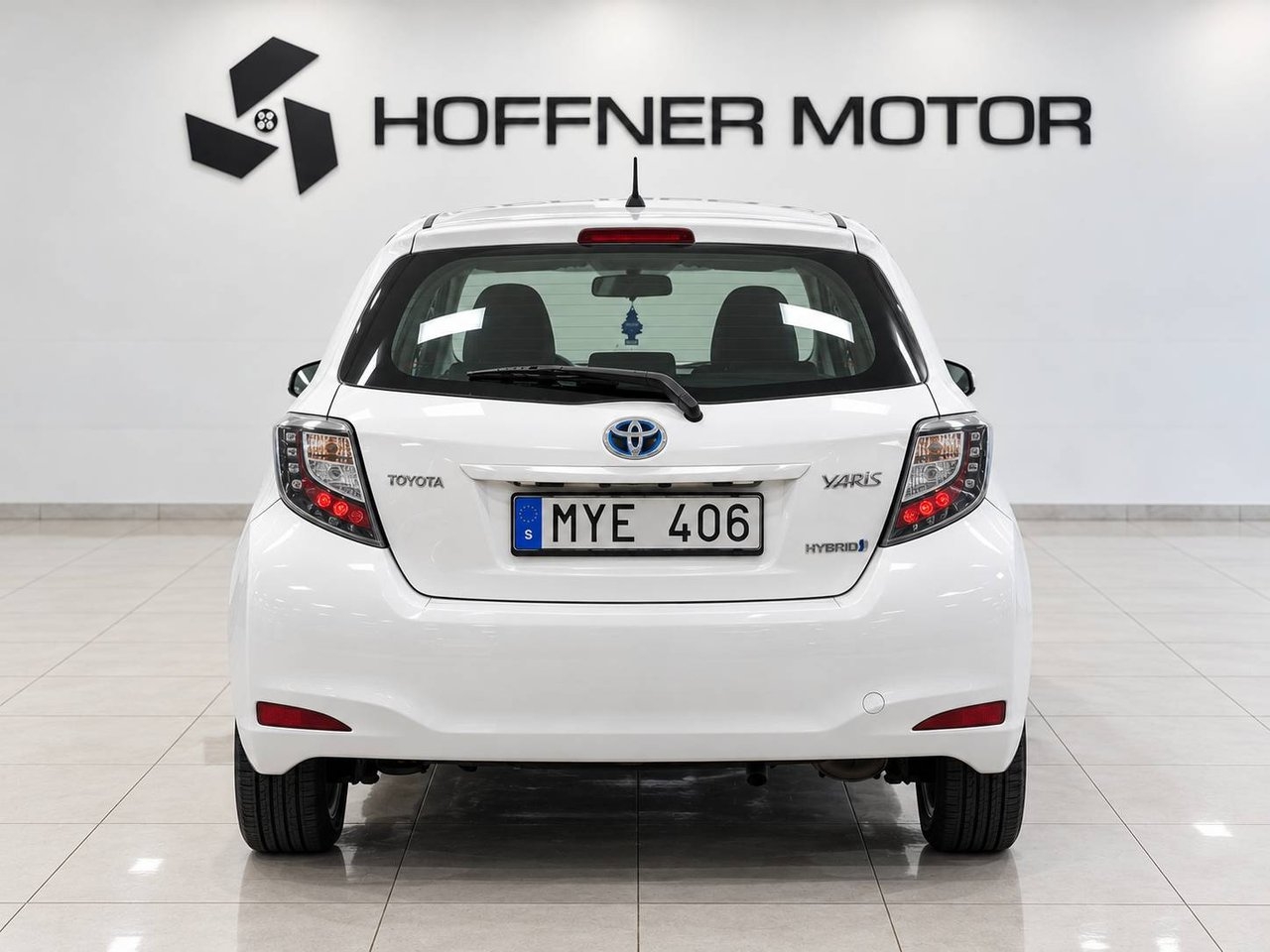 Toyota Yaris 1.5 Hybrid Active 2012, bild 3/10