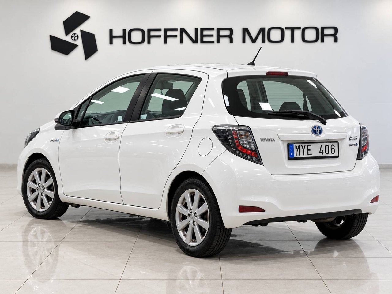 Toyota Yaris 1.5 Hybrid Active 2012, bild 5/10