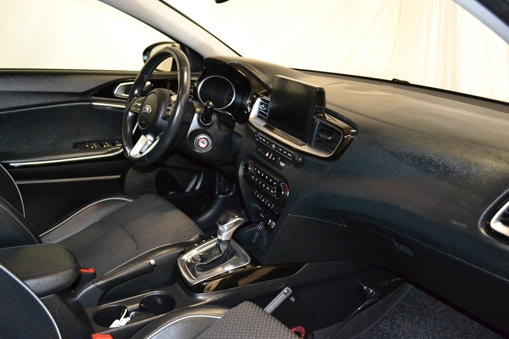 Kia Ceed 1.4 T-GDI 2019, bild 5/6