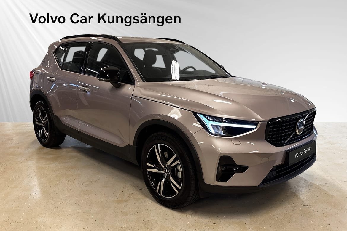 Volvo XC40 B4 Plus Dark 2026, bild 6/10