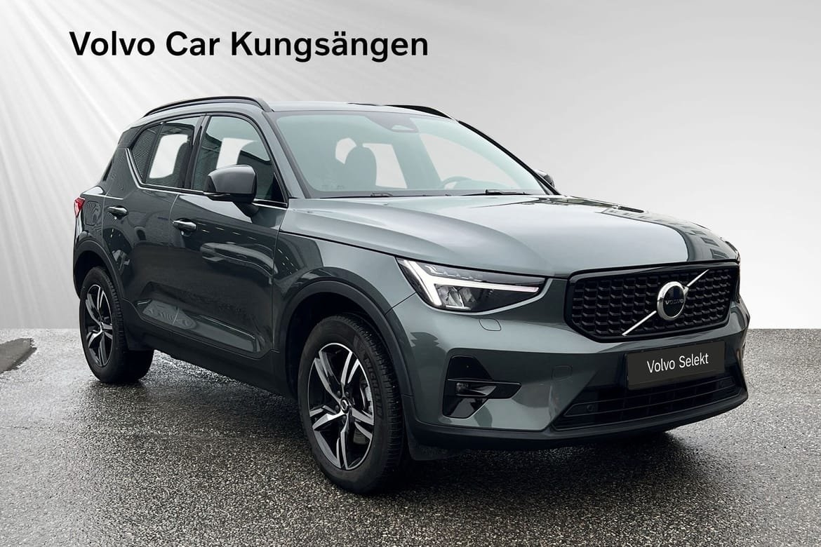 Volvo XC40 B4 Plus Dark 2026, bild 6/10