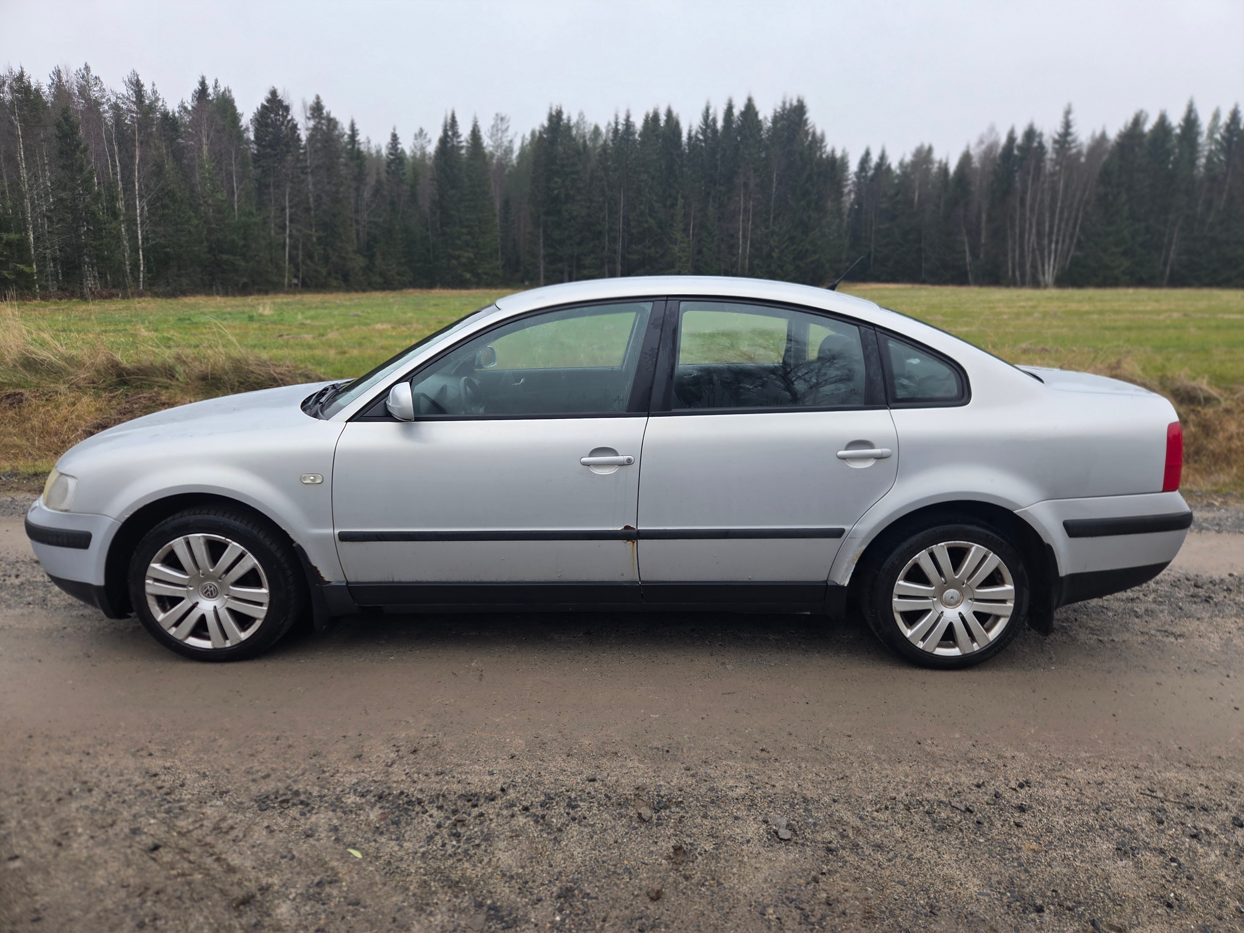 Volkswagen Passat 1.8 5V 1999, bild 4/8