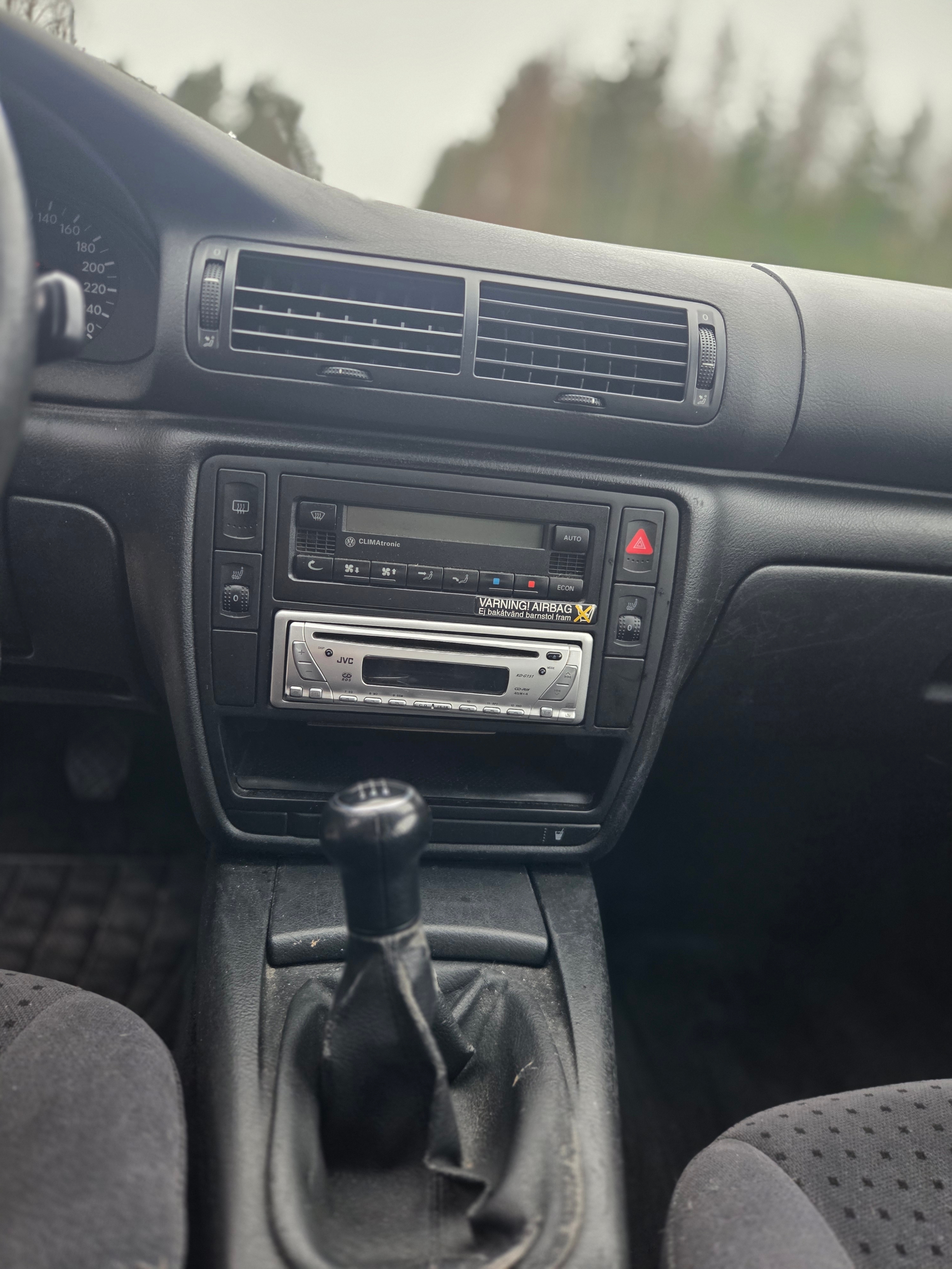 Volkswagen Passat 1.8 5V 1999, bild 6/8