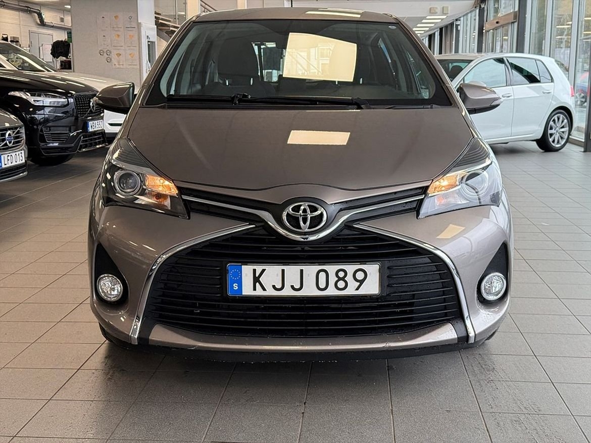 Toyota Yaris 1.33 Active 2014, bild 7/10