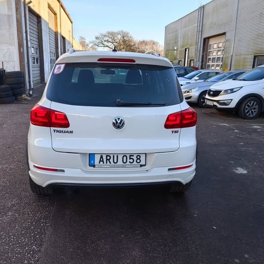 Volkswagen Tiguan 1.4 TSI R-Line 2014, bild 2/10
