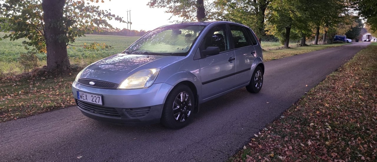 Ford Fiesta 1.3 2005, bild 2/10