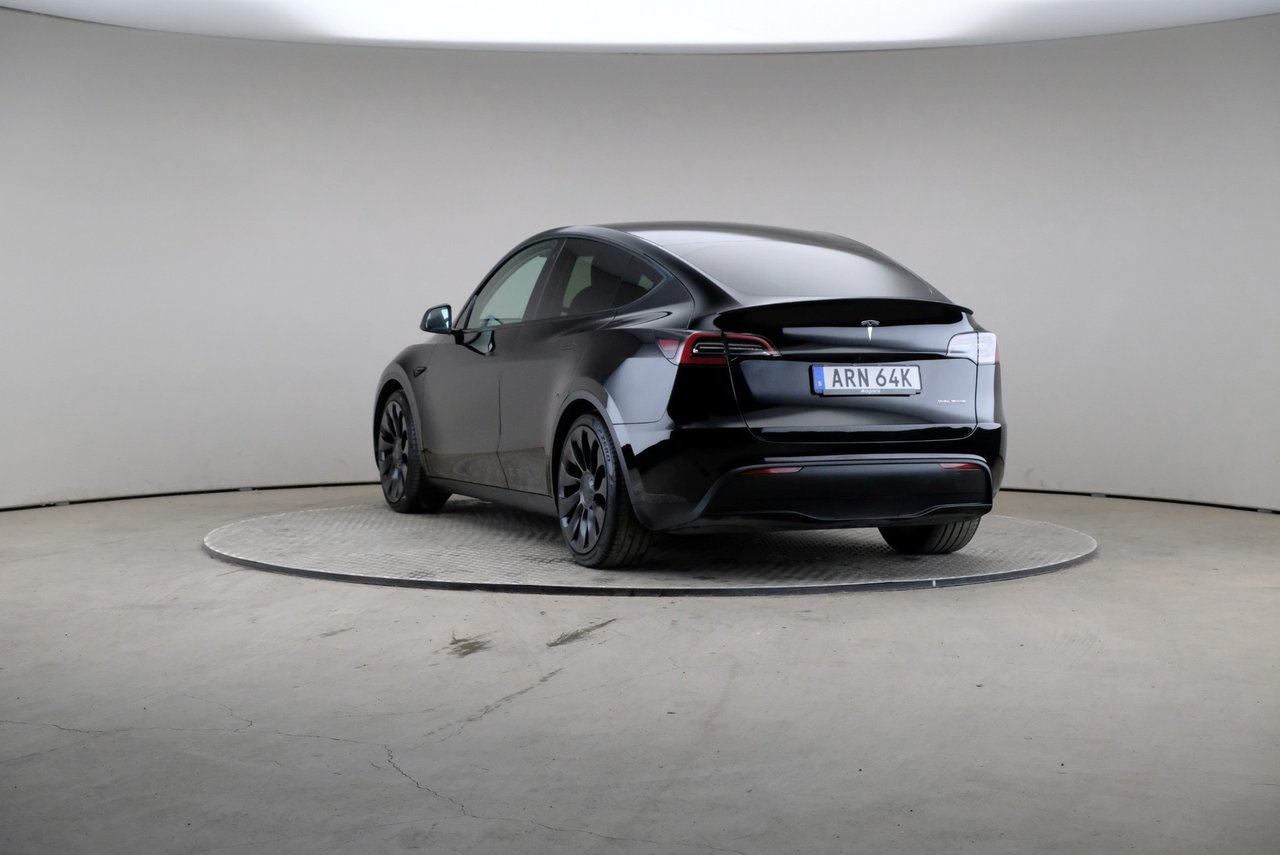 Tesla Model Y 2023, bild 2/10