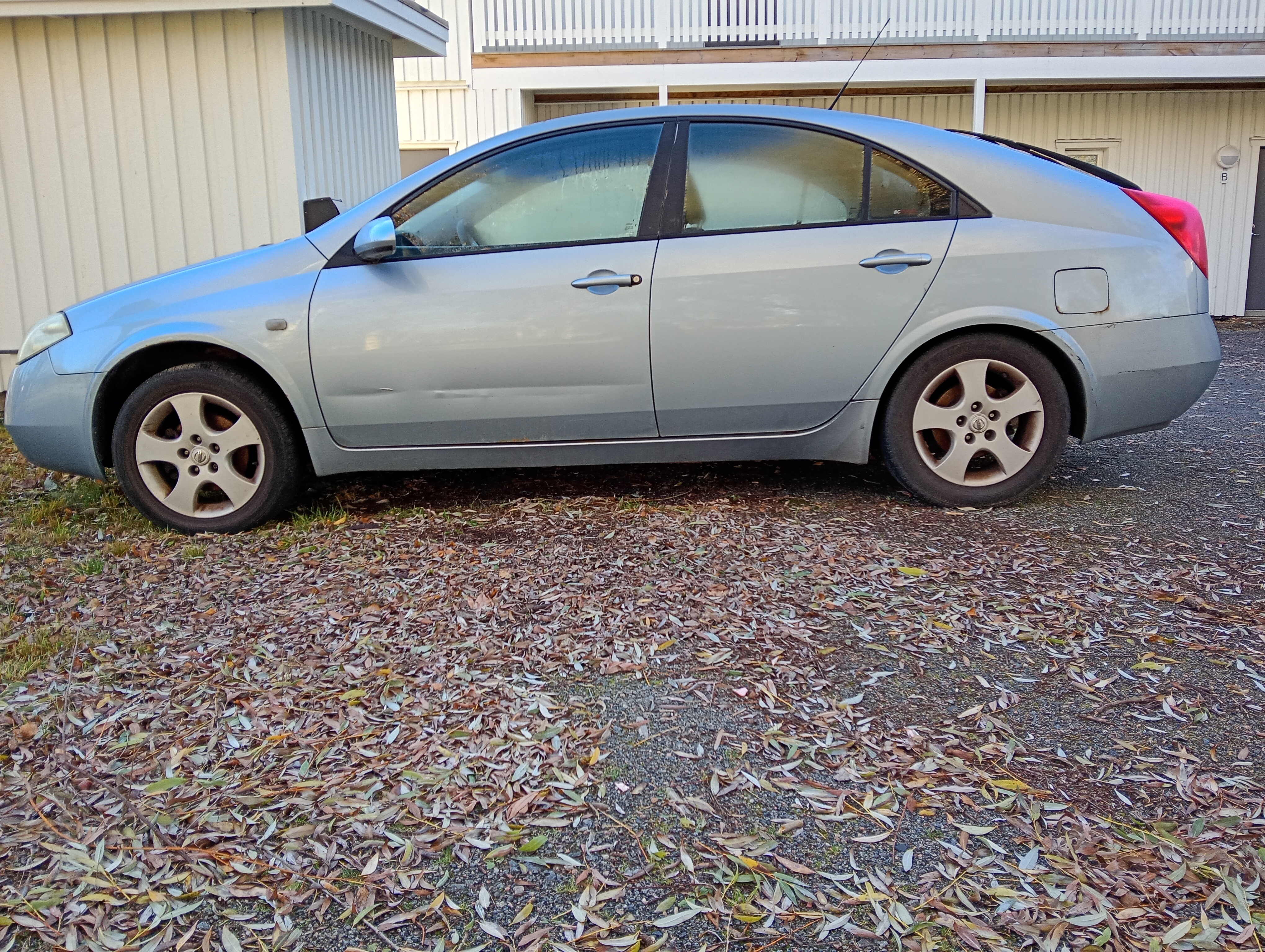 Nissan Primera 2.0 2005, bild 2/6