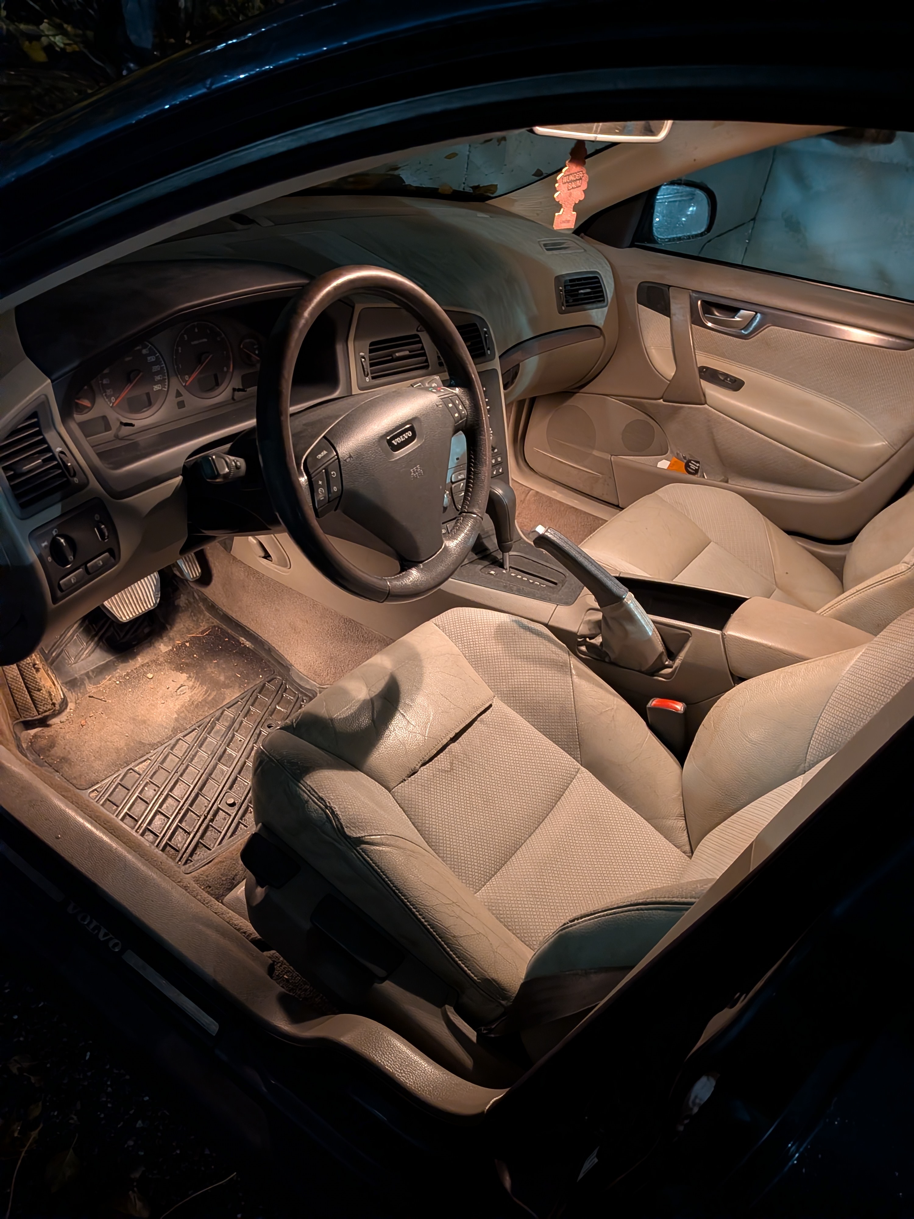 Volvo S60 T5 2002, kuva 4/6