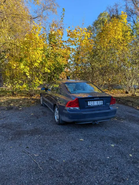 Volvo S60 T5 2002, kuva 2/6
