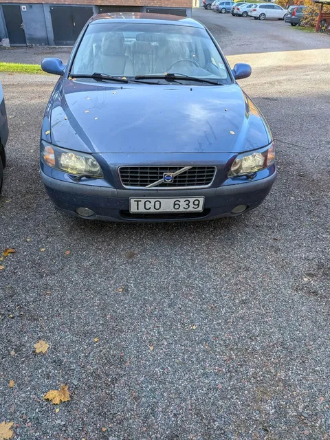 Volvo S60 T5