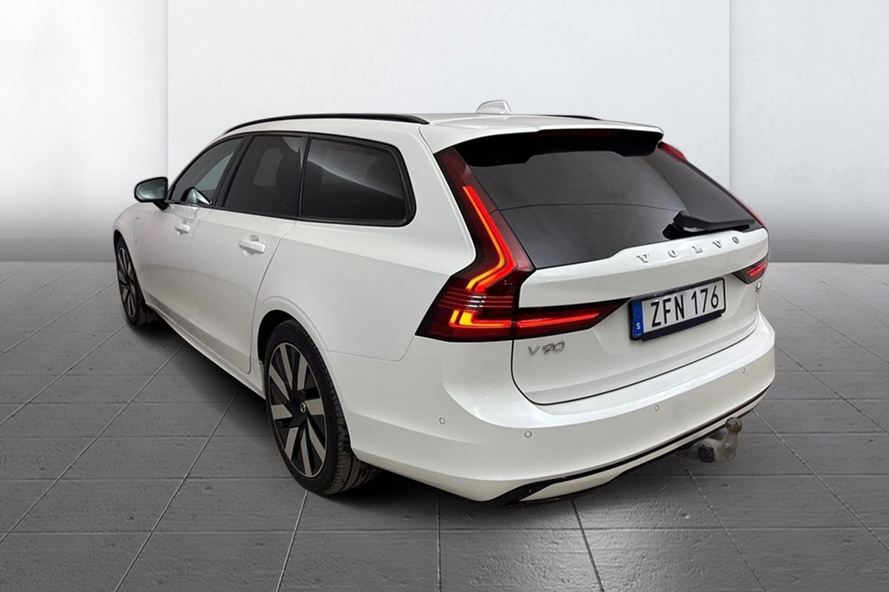 Volvo V90 T6 Ultra Dark 2025, bild 6/10
