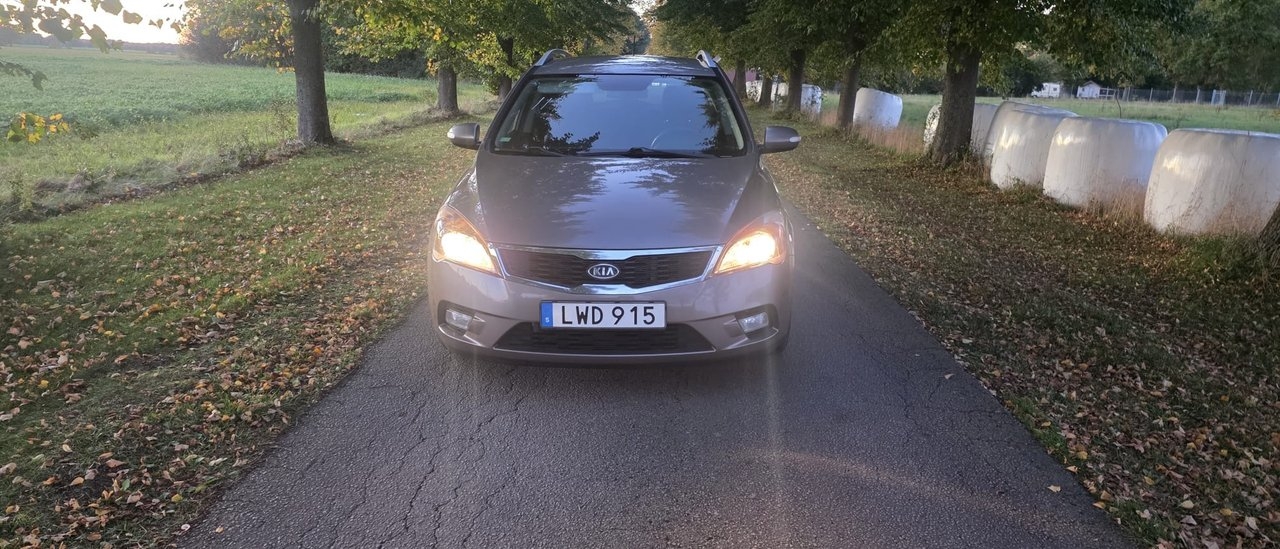 Kia Ceed 1.6 CRDi 128 2012, bild 5/10