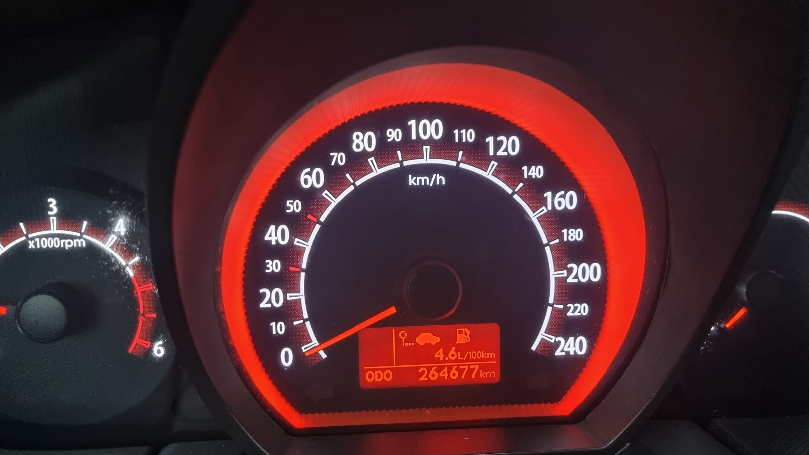 Kia Ceed 1.6 CRDi 128 2012, bild 3/8