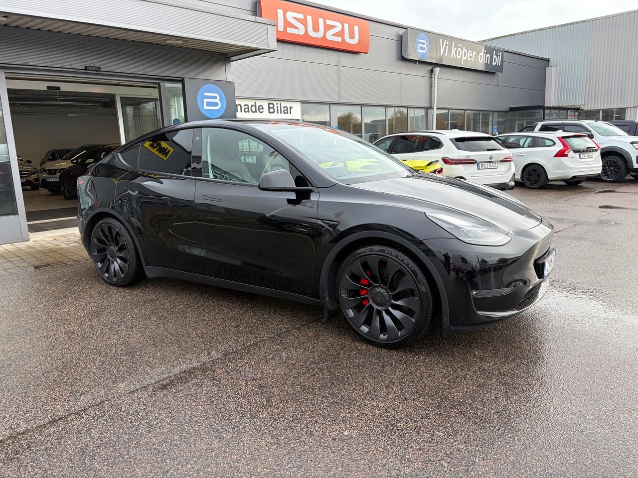 Tesla Model Y 2023, bild 4/10