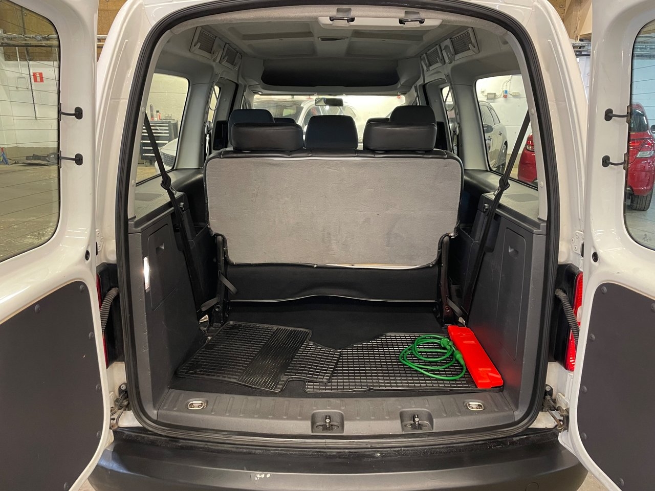 Volkswagen Caddy Maxi 1.6 TDI 2013, bild 7/10