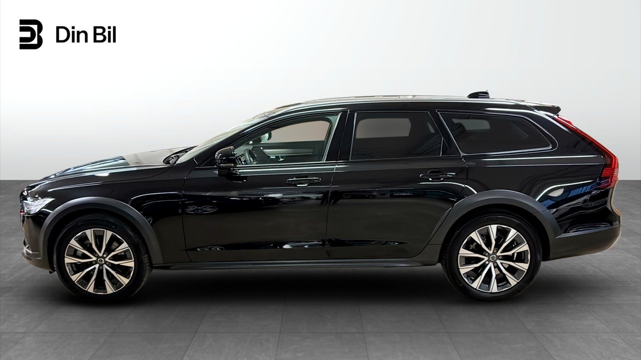 Volvo V90 Cross Country B5 2023, bild 2/10