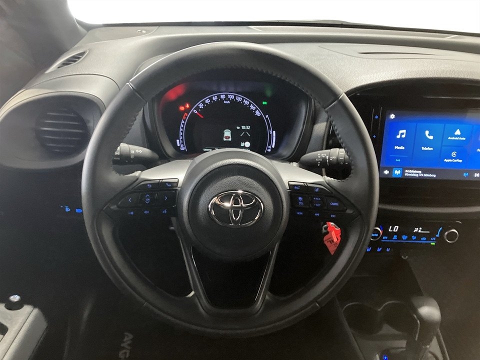 Toyota Aygo X 2025, bild 7/10