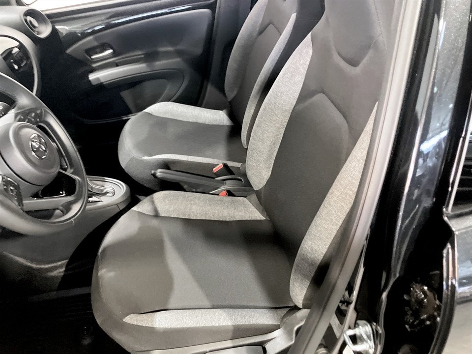 Toyota Aygo X 2025, bild 4/10
