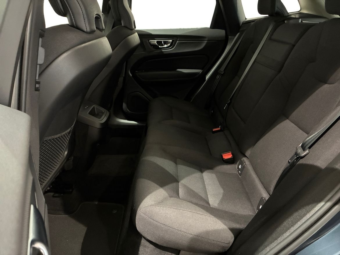 Volvo XC60 B4 Diesel 2022, bild 7/10
