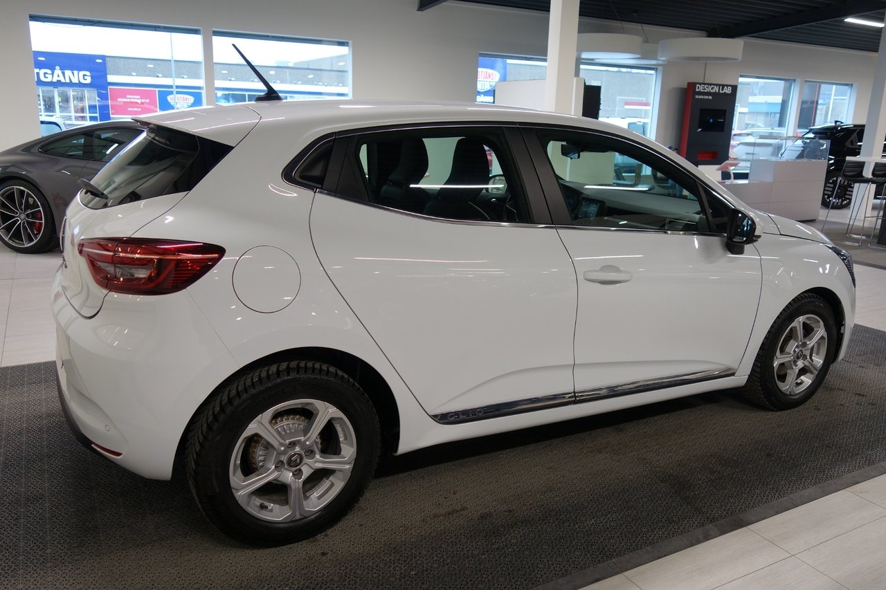Renault Clio TCe 90 Intens 2022, bild 3/6