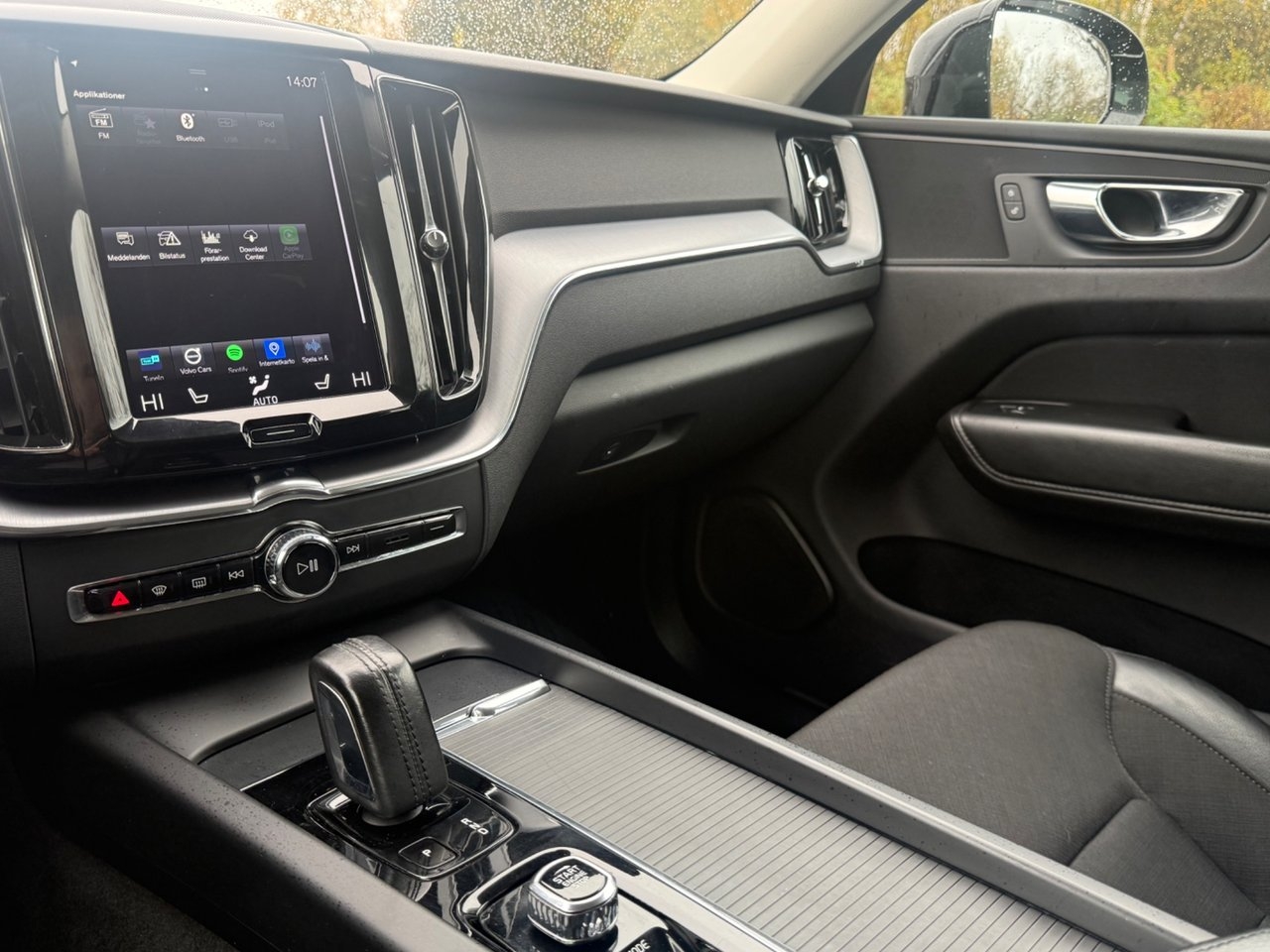 Volvo XC60 B4 Diesel Momentum 2020, bild 7/10