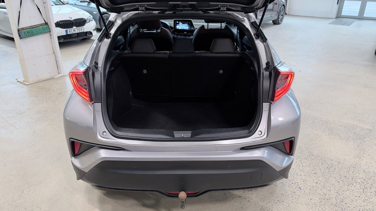 Toyota C-HR 1.2 T Executive 2017, bild 3/10