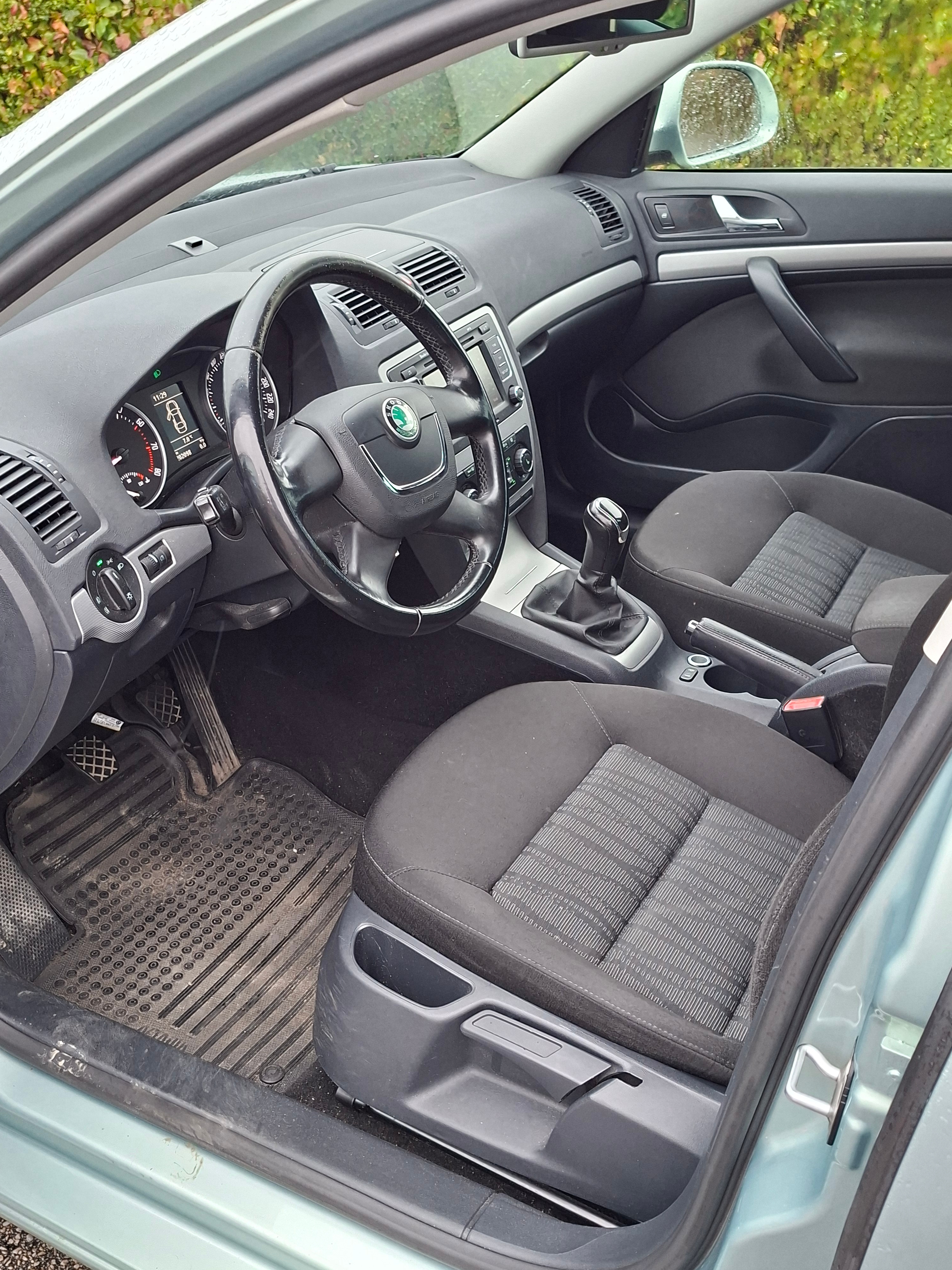 Skoda Octavia 1.8 TSI 2012, bild 4/8