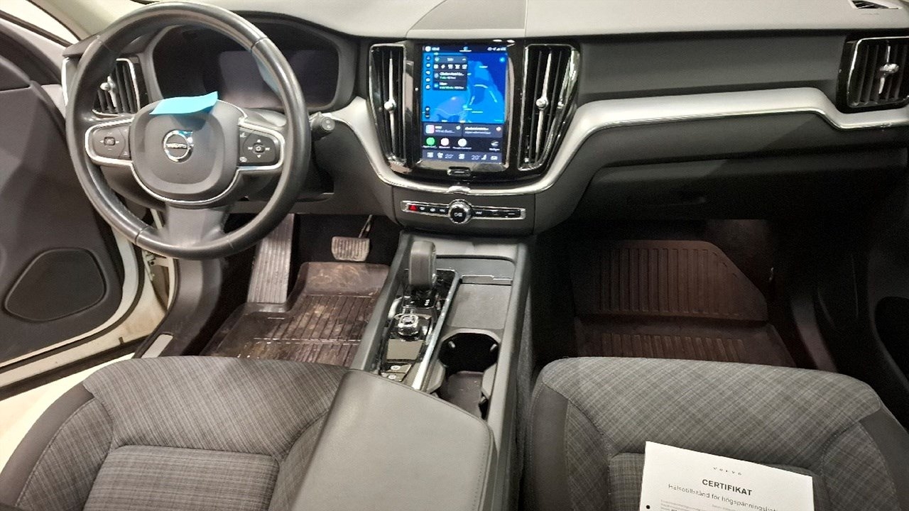Volvo XC60 T6 Core Bright 2024, bild 7/8