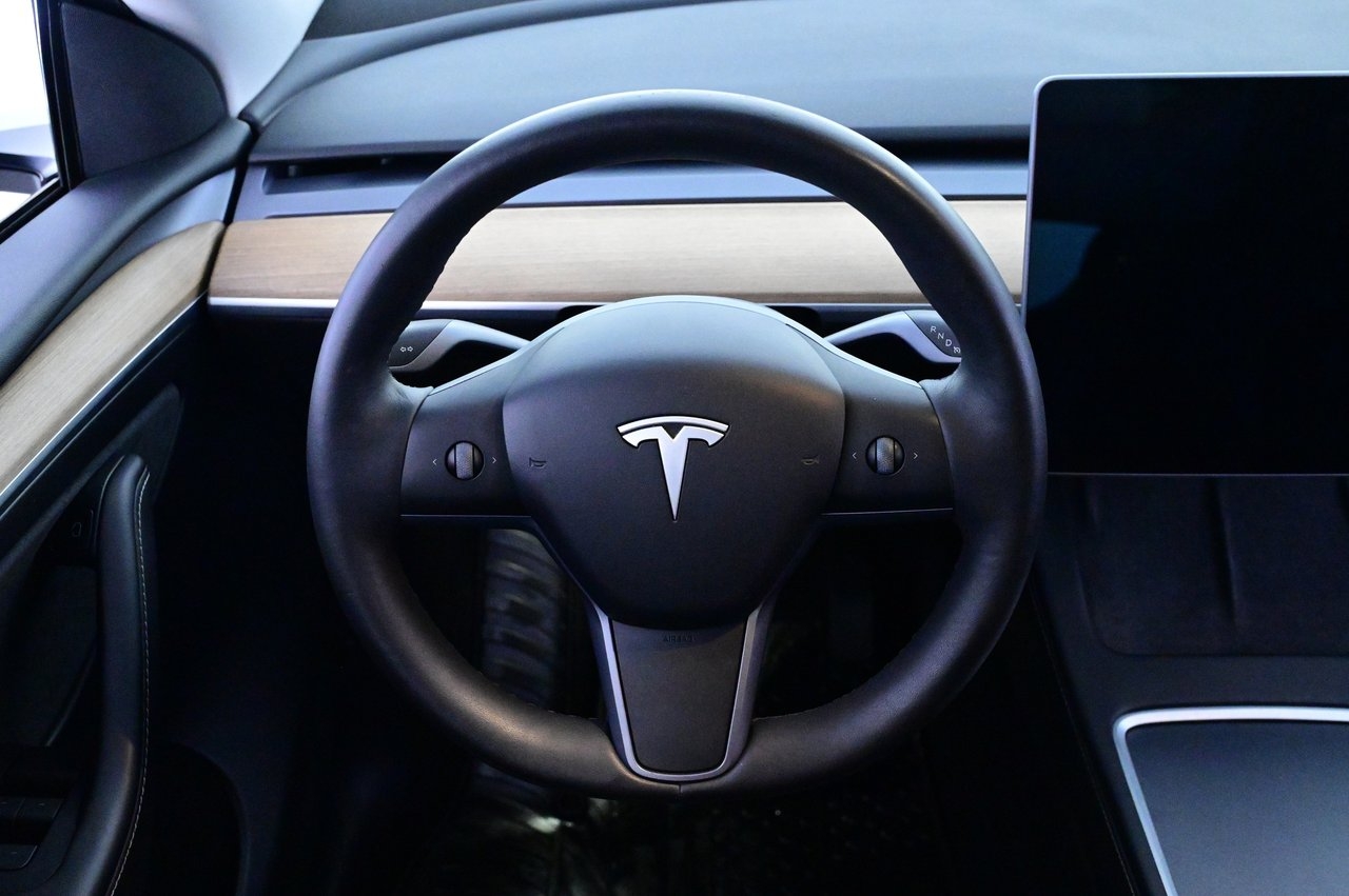 Tesla Model Y 2021, bild 7/10