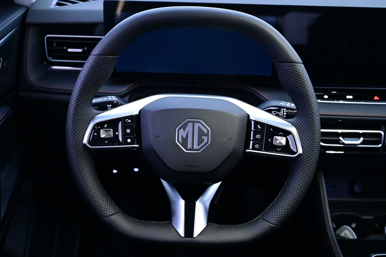 MG HS Comfort 2025, bild 7/10