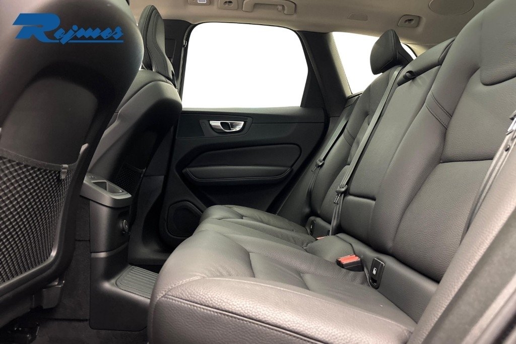 Volvo XC60 Plus Dark Nordic 2025, bild 7/31