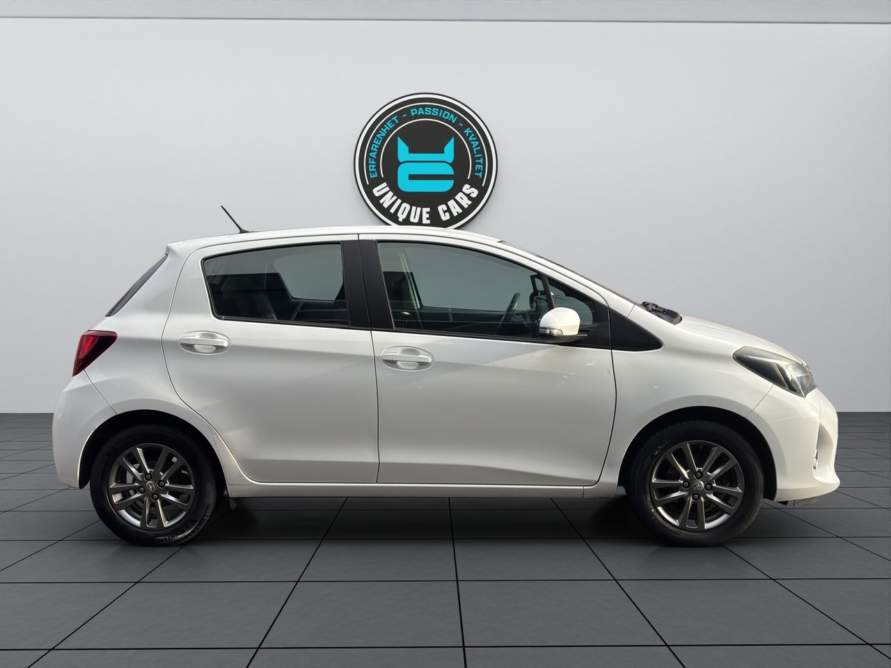 Toyota Yaris 1.33 2014, bild 2/10