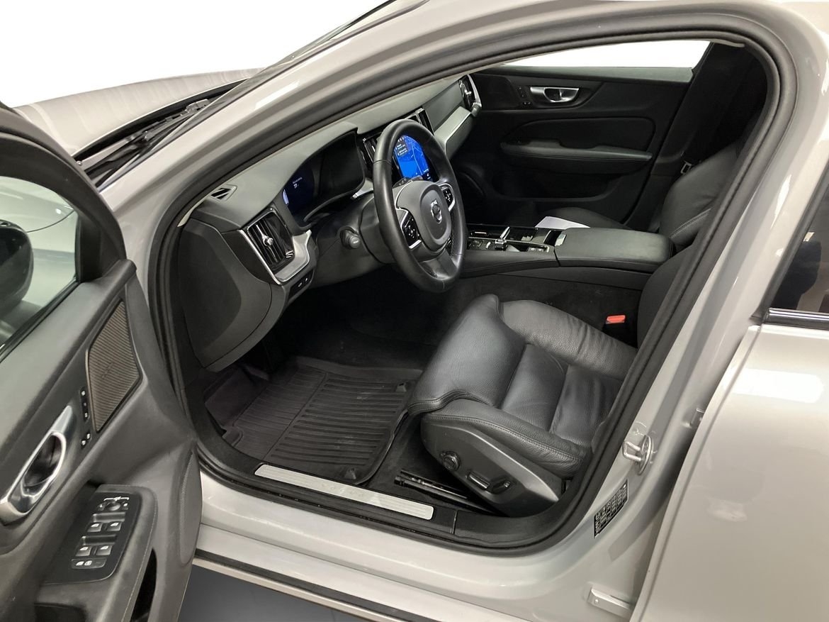 Volvo V60 T6 Plus Dark Nordic 2025, bild 6/10