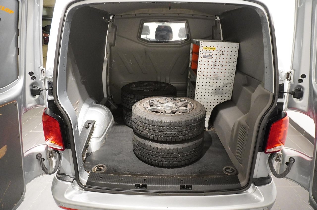 Volkswagen Transporter 2.0 TDI 2021, bild 6/10