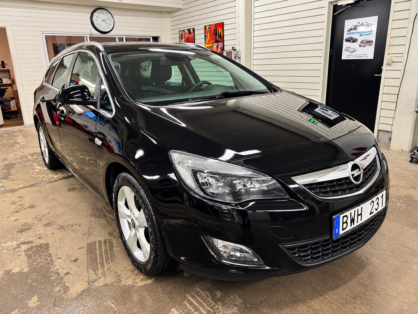 Opel Astra 1.7 CDTI 2011, bild 3/8