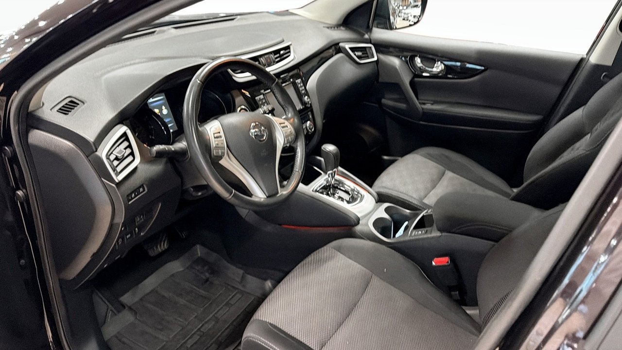 Nissan Qashqai 1.2 DIG-T N-CONNECTA 2017, bild 7/9