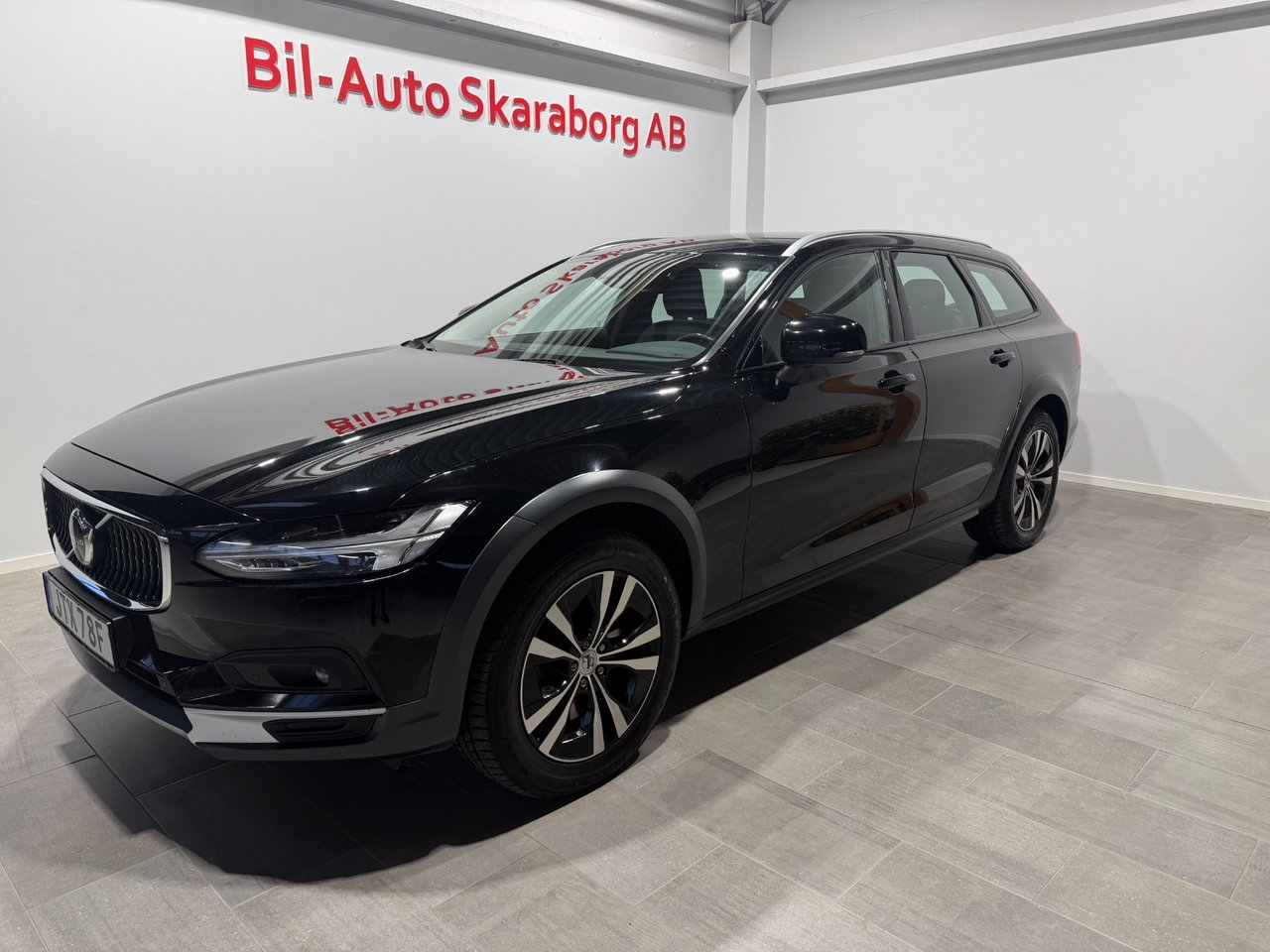 Volvo V90 Cross Country B4 Diesel 2021, bild 2/10