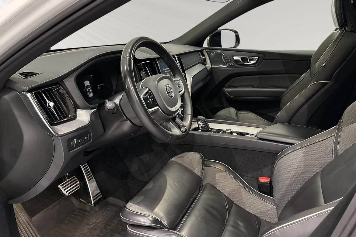 Volvo XC60 T8 R Design 2022, bild 7/10