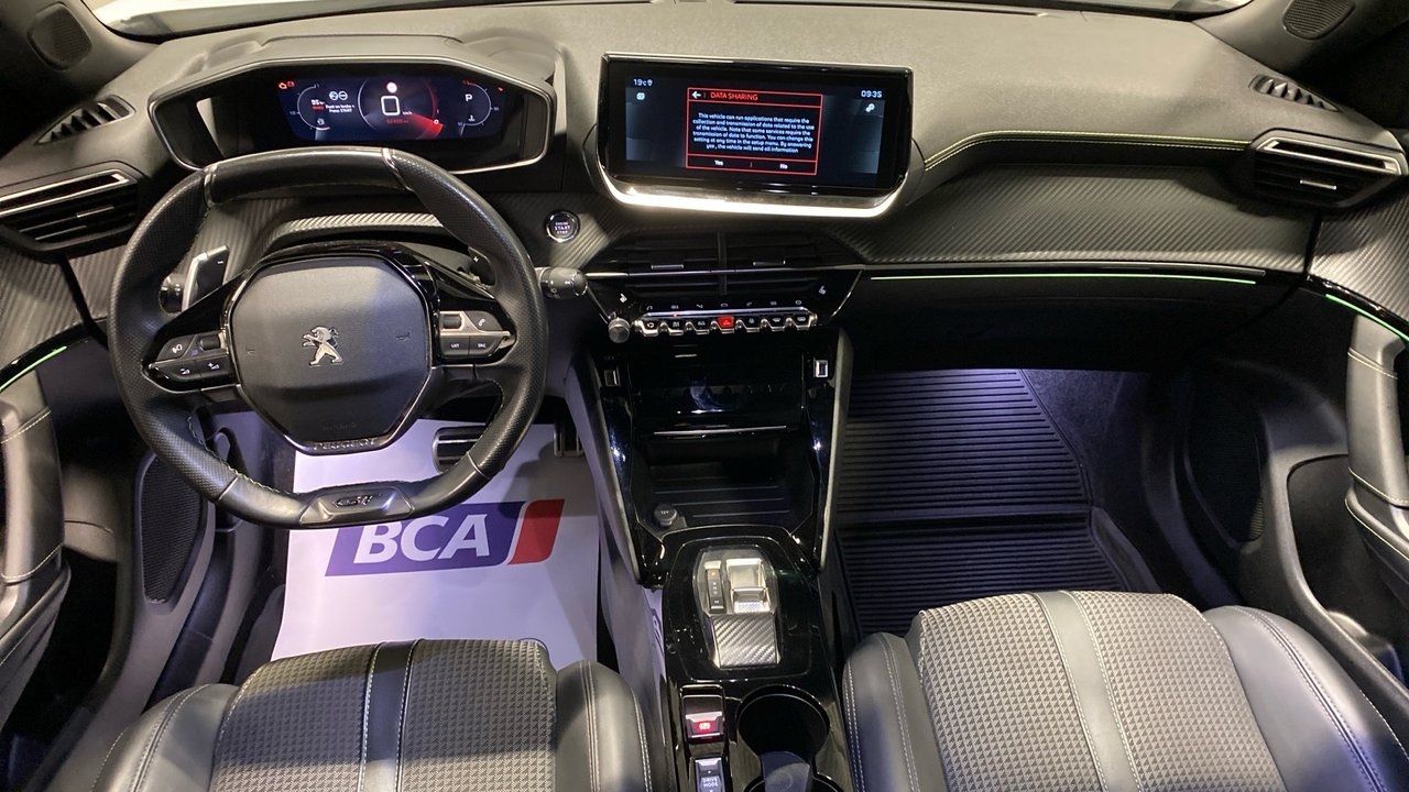 Peugeot 2008 1.2 PureTech 130 GT 2023, bild 6/10