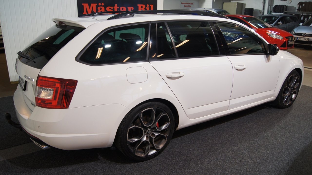 Skoda Octavia 2016, bild 2/10
