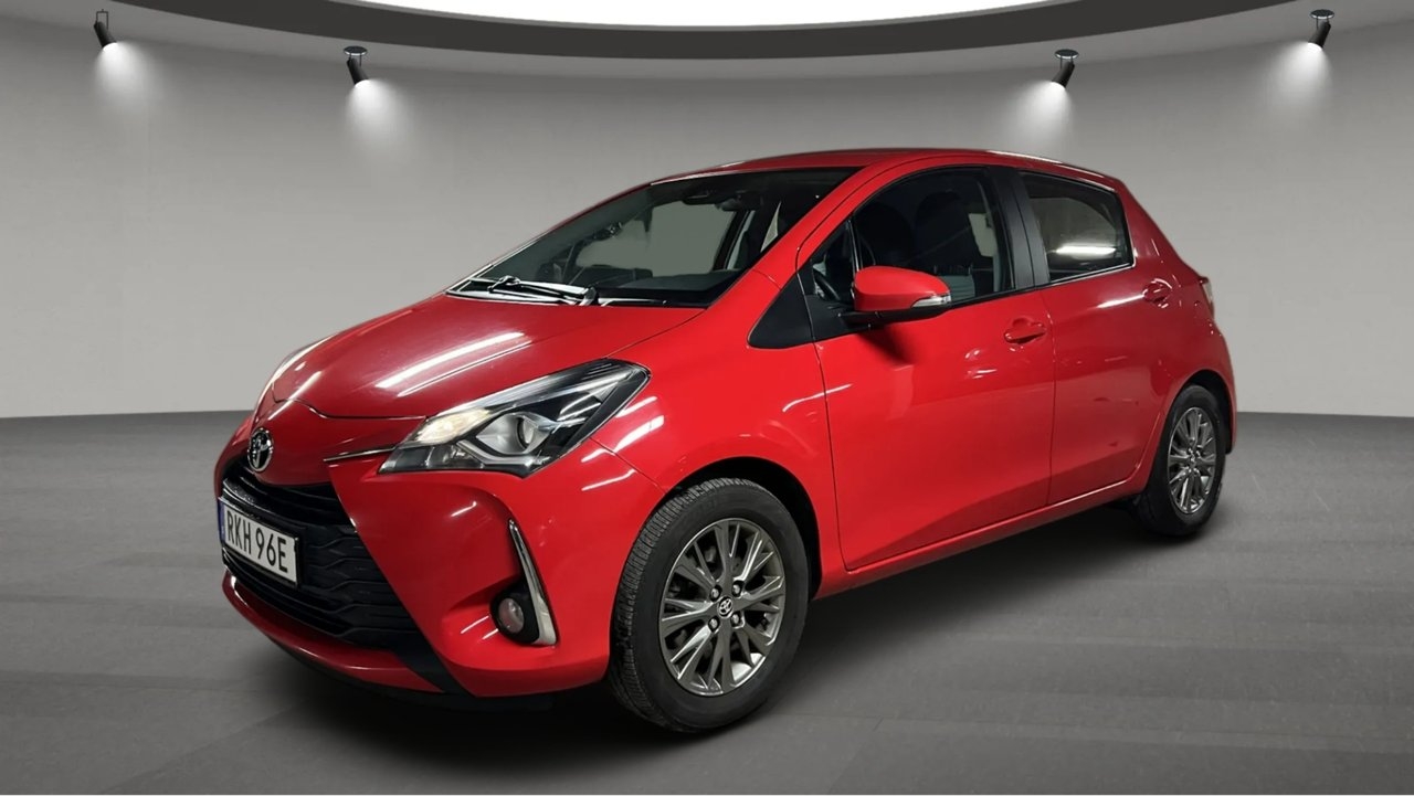 Toyota Yaris Active 2019, bild 2/8