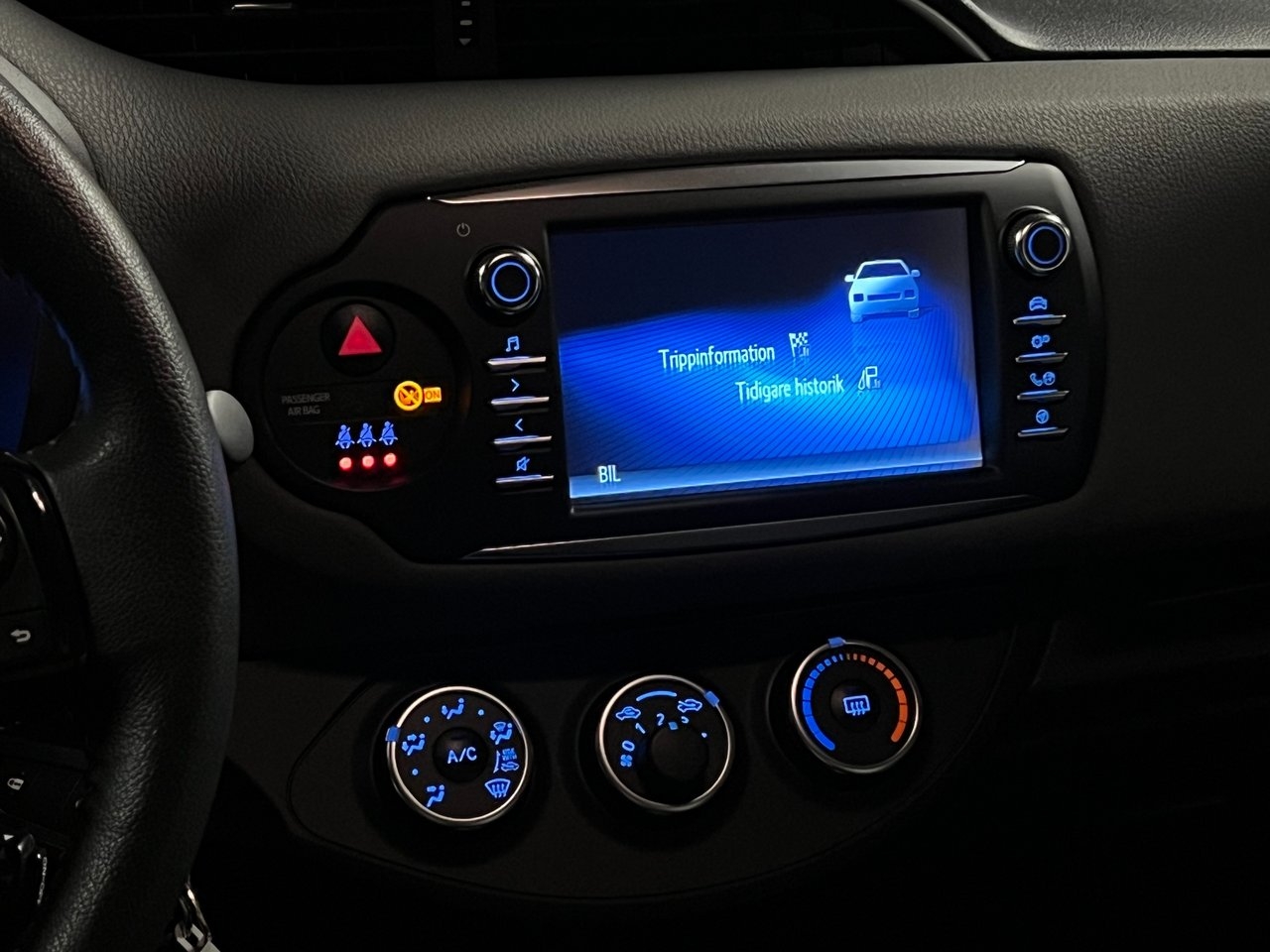 Toyota Yaris Active 2019, bild 8/8