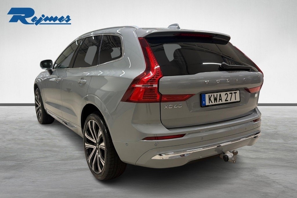 Volvo XC60 Plus Bright 2024, photo 2/10