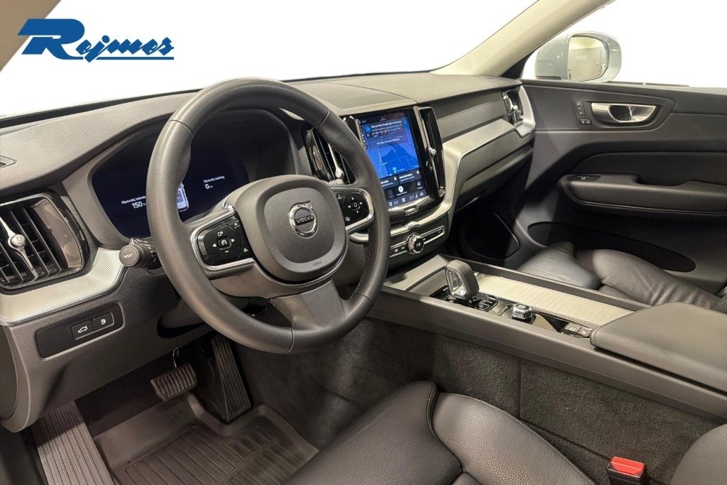 Volvo XC60 Plus Bright 2024, photo 6/10