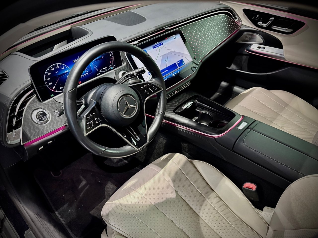 Mercedes-Benz E 300 de All-Terrain 2024, bild 3/10