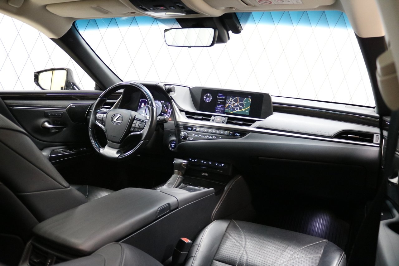 Lexus ES 300h Executive 2020, bild 7/10