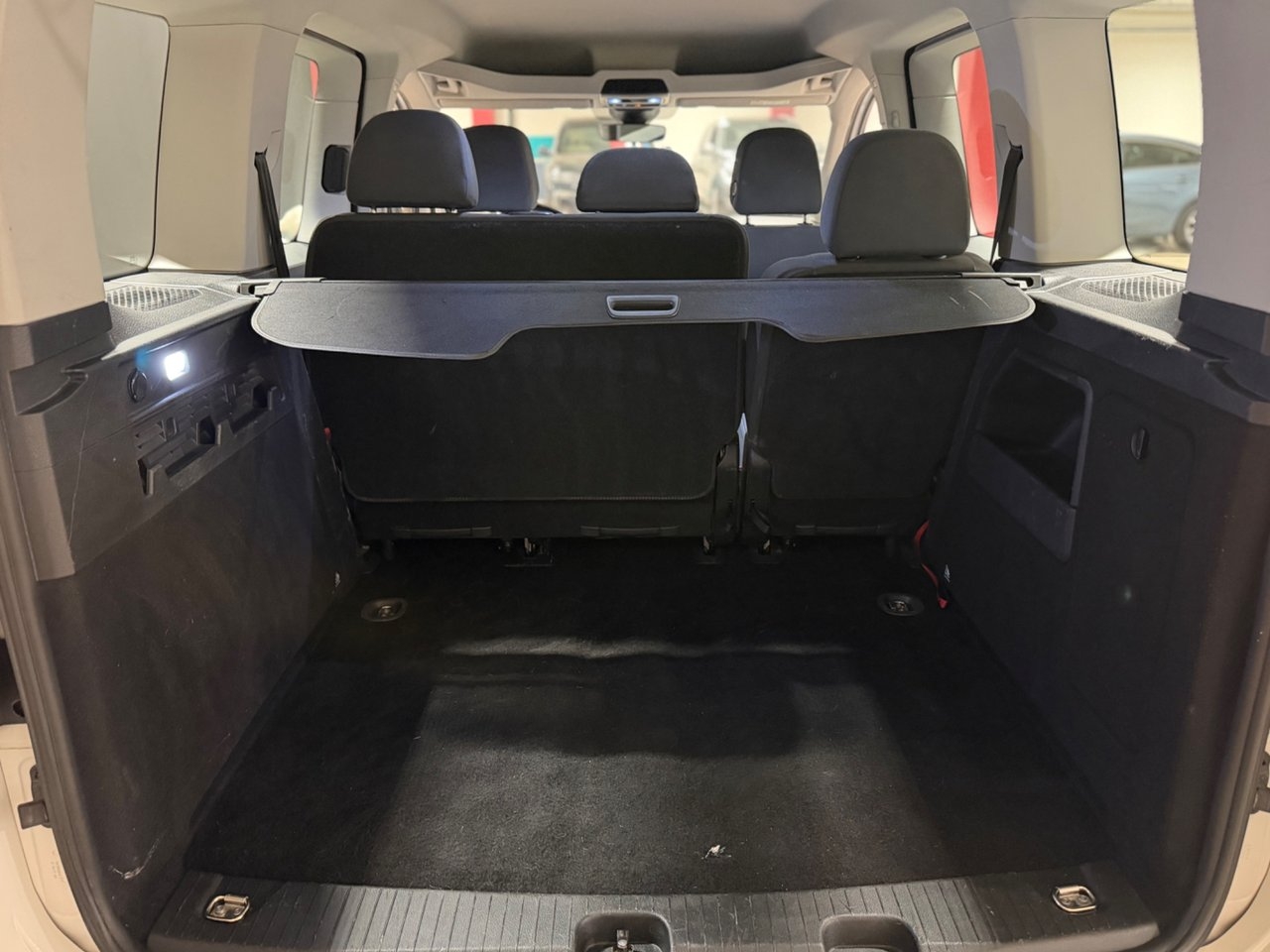 Volkswagen Caddy 1.5 TSI 2022, bild 6/10