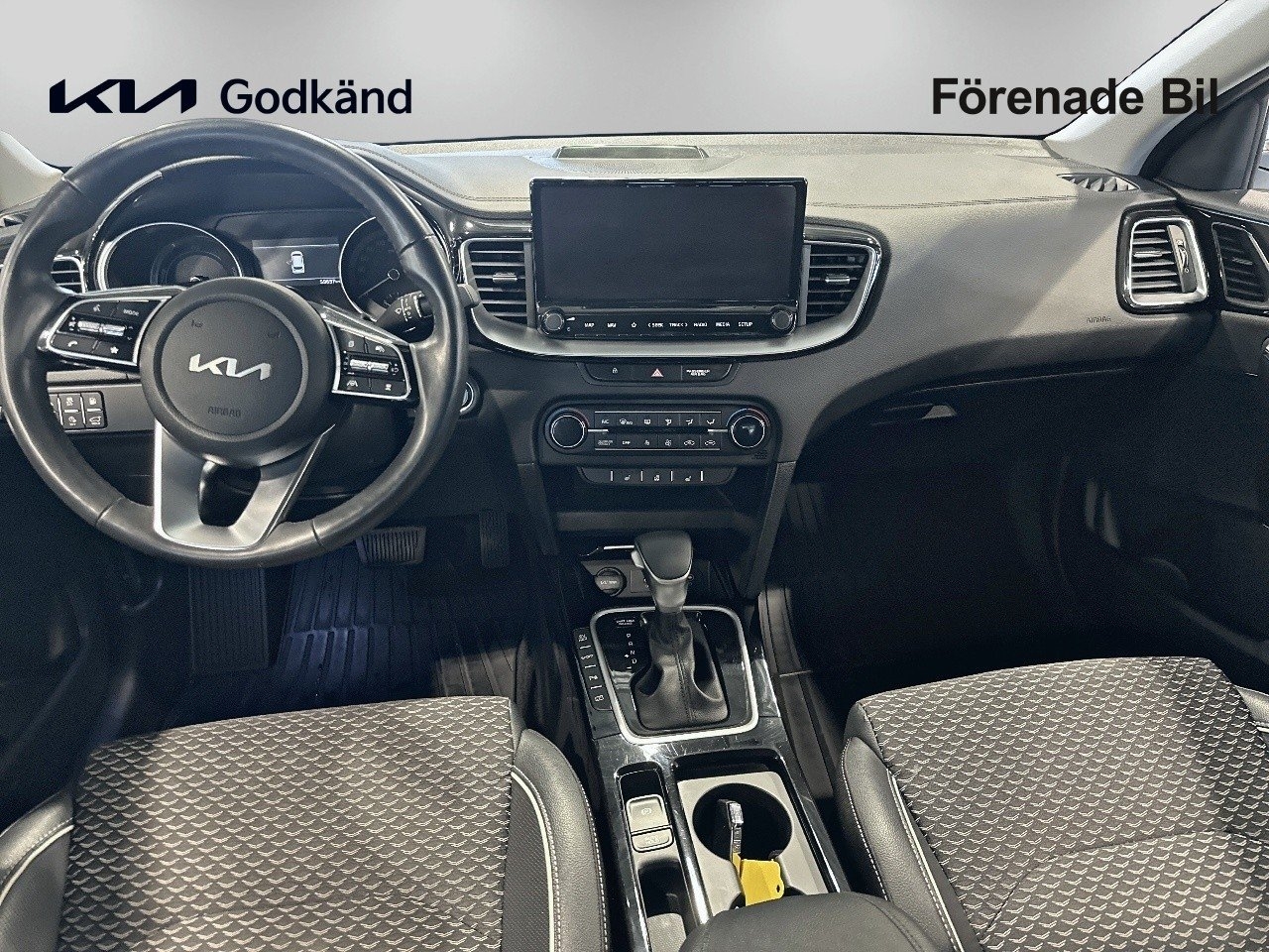 Kia Ceed 1.6 GDI Advance 2024, bild 7/10